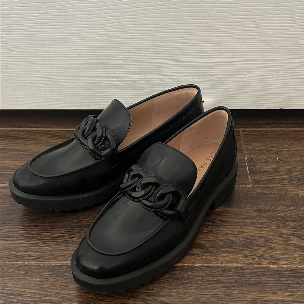 BRAND NEW Cole Haan Black Loafers with Chain Detail